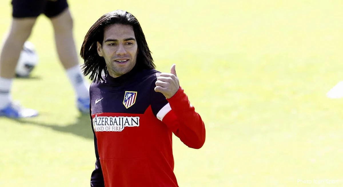 officiel falcao s engage avec l as monaco iconsport mar 300513 08 0358507