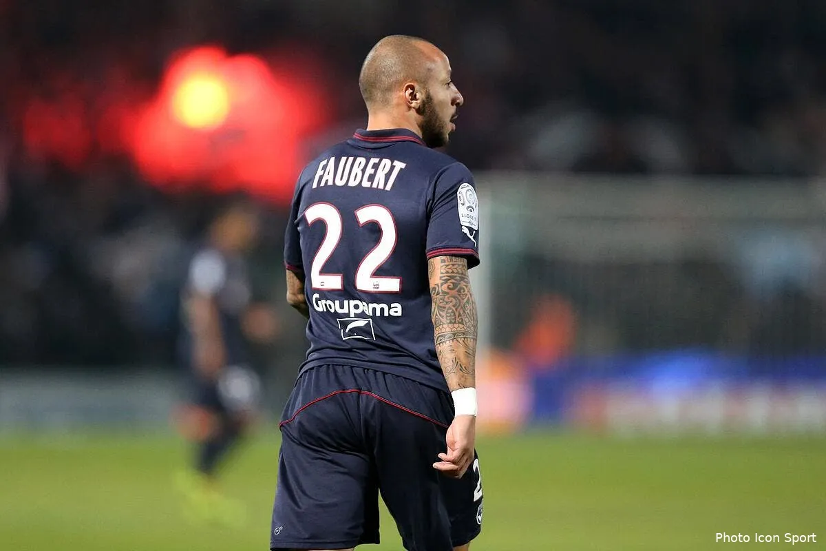 officiel faubert rejoint un grand club en d2 grecque faubert 1148272