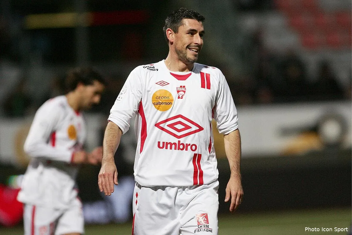 officiel feret pour trois saisons a rennes iconsport mrv 071110 05 0921060