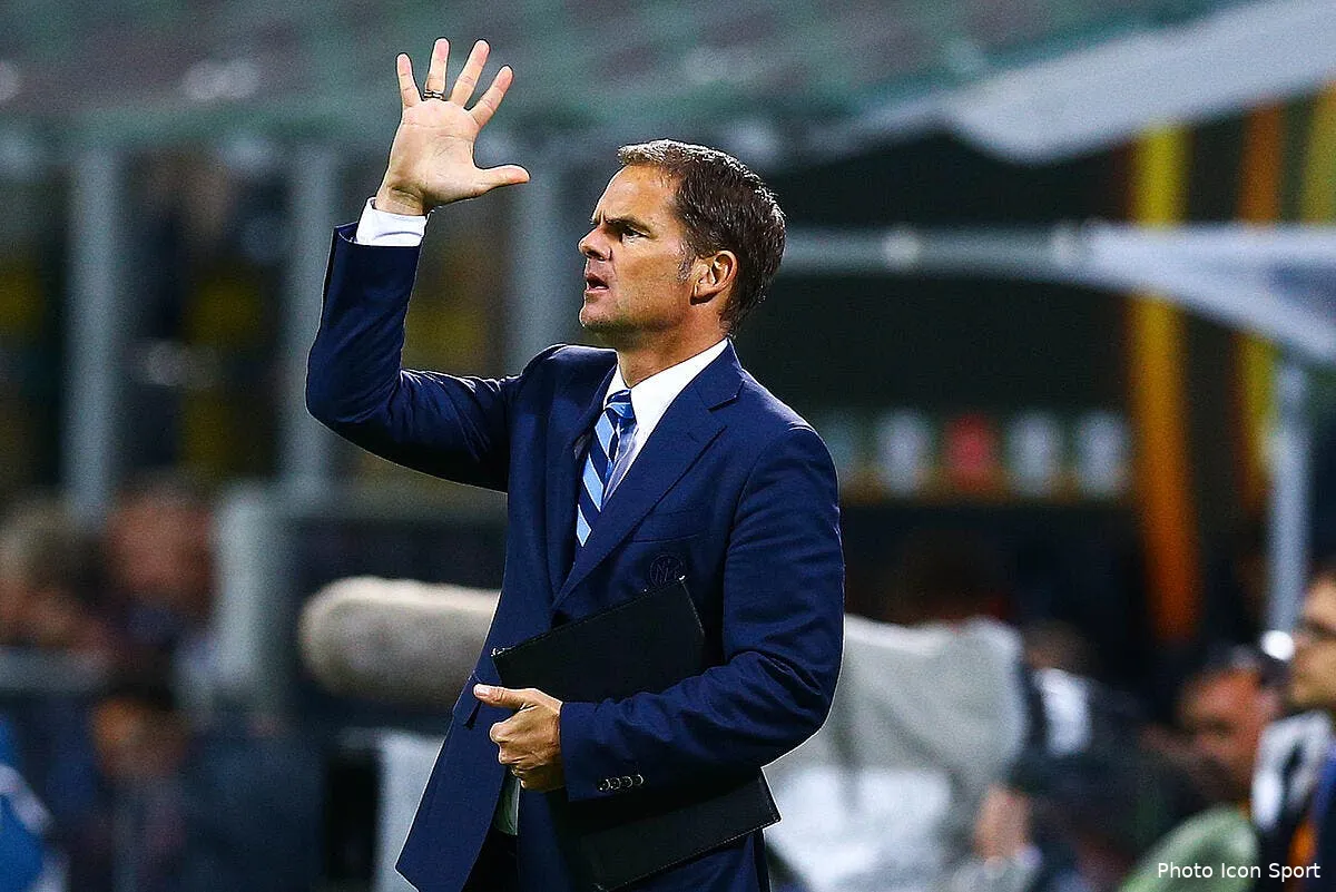 officiel frank de boer vire de l inter iconsport bpi 201016 93 05159692