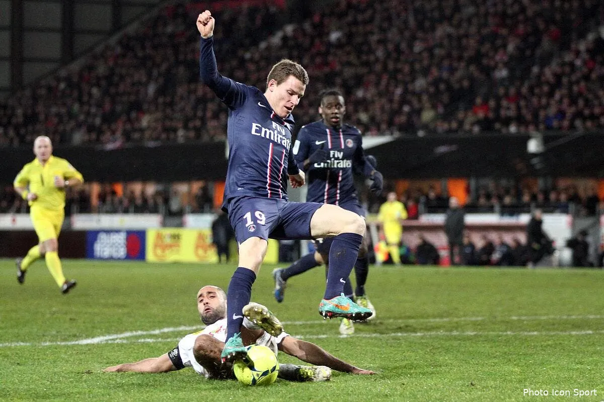 officiel gameiro quitte le psg pour le fc seville iconsport ker 211212 02 0562129