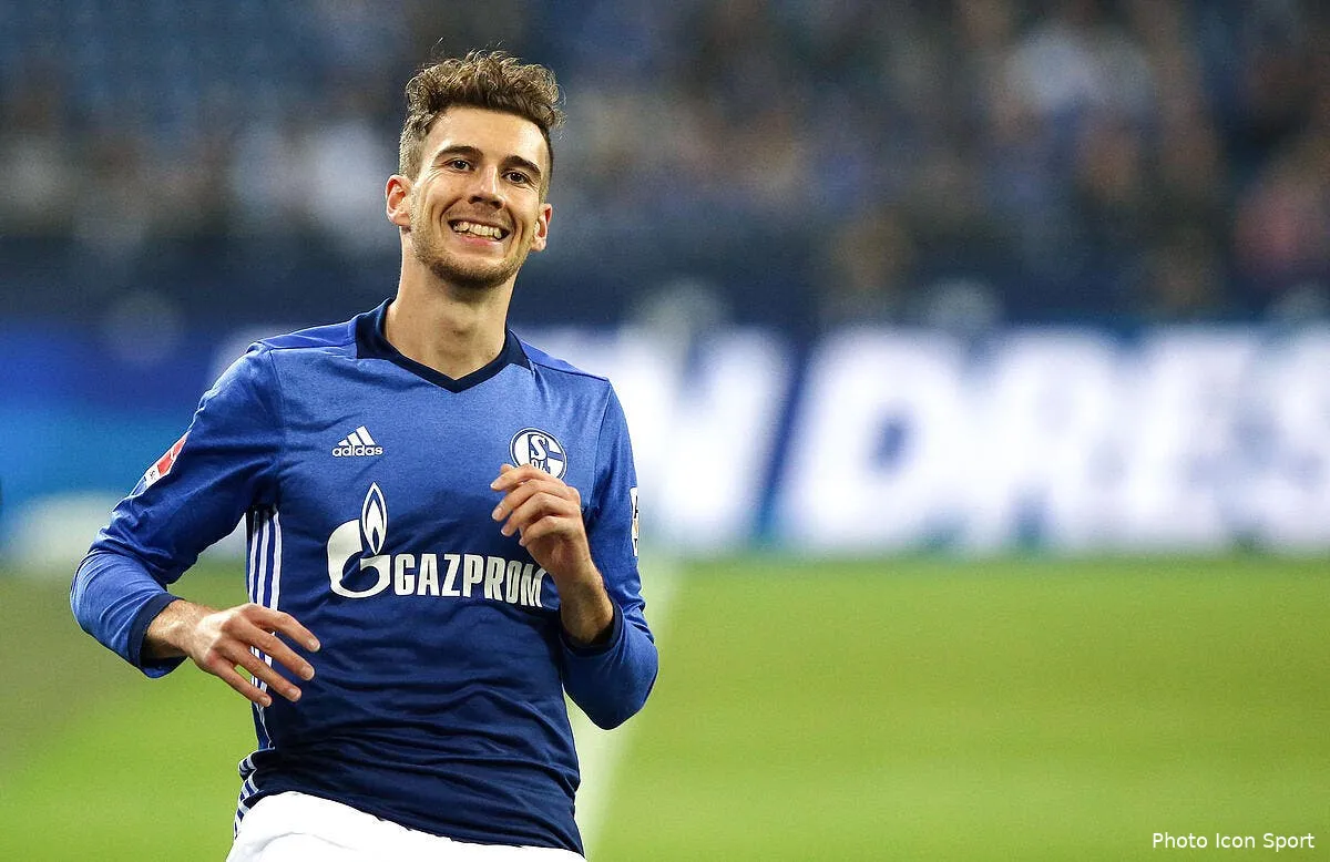 officiel goretzka signe au bayern munich iconsport icon fir 221017 100 36207055