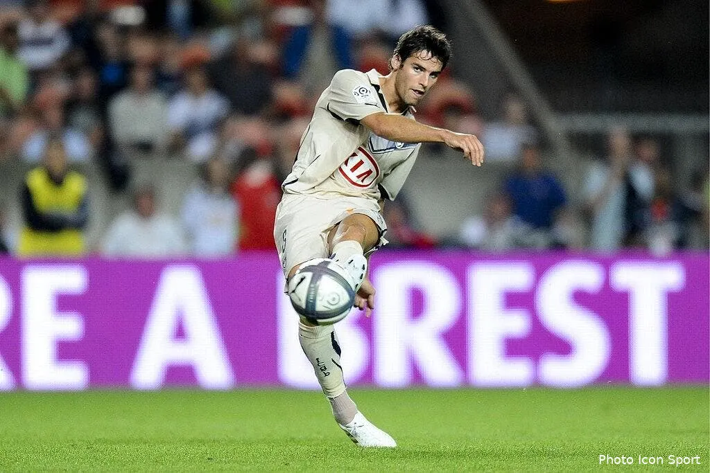 officiel gourcuff signe a l ol 58332 9626