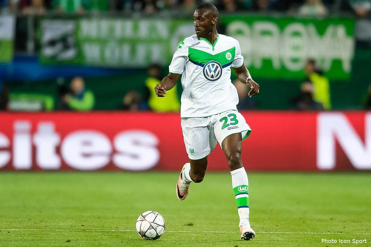 officiel guilavogui signe a wolfsbourg jusqu en 2019 iconsport new 060416 10 17143260