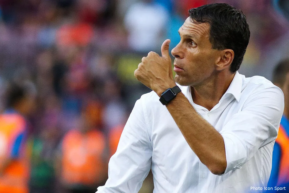 officiel gustavo poyet nouvel entraineur de bordeaux iconsport bpi 200816 93 03207195