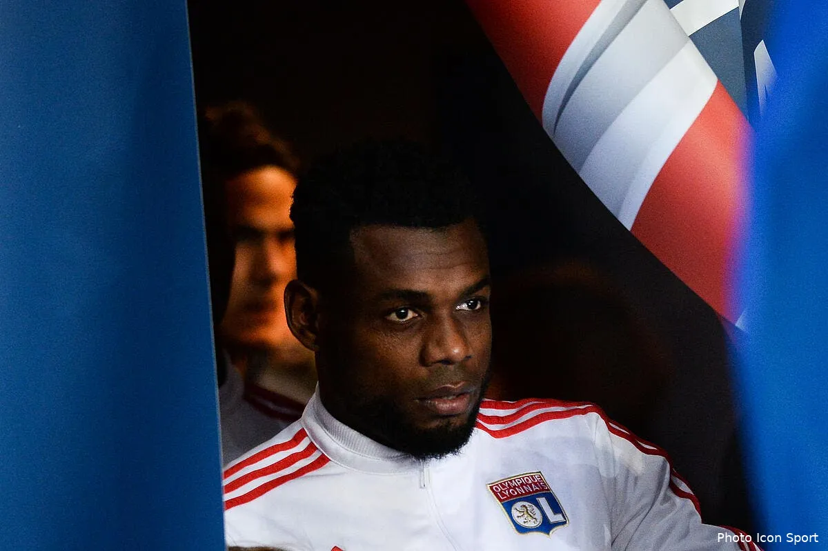 officiel henri bedimo quitte l ol iconsport nlg 131215 17 70145054