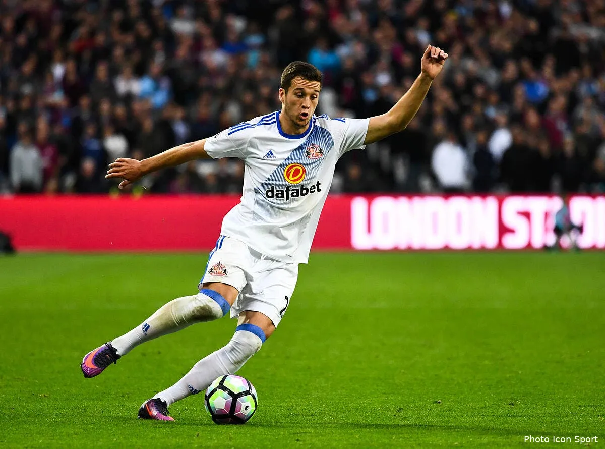 officiel javier manquillo signe a newcastle iconsport bpi 221016 08 82187105