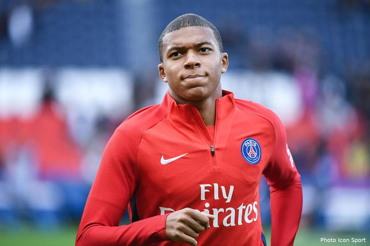 officiel kylian mbappe elu golden boy 2017 icon dib 300917 11 60197409