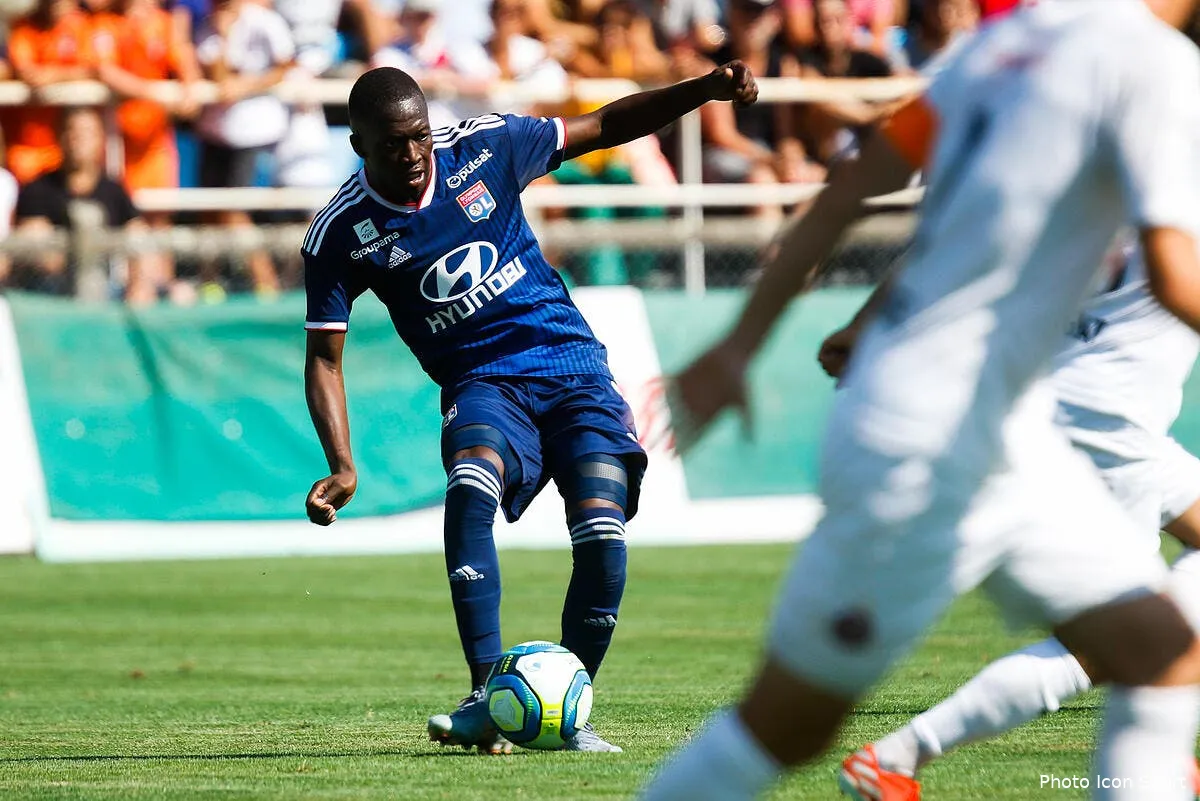 officiel l ol prete pape cheikh diop a dijon icon bia 130719 08 41291033