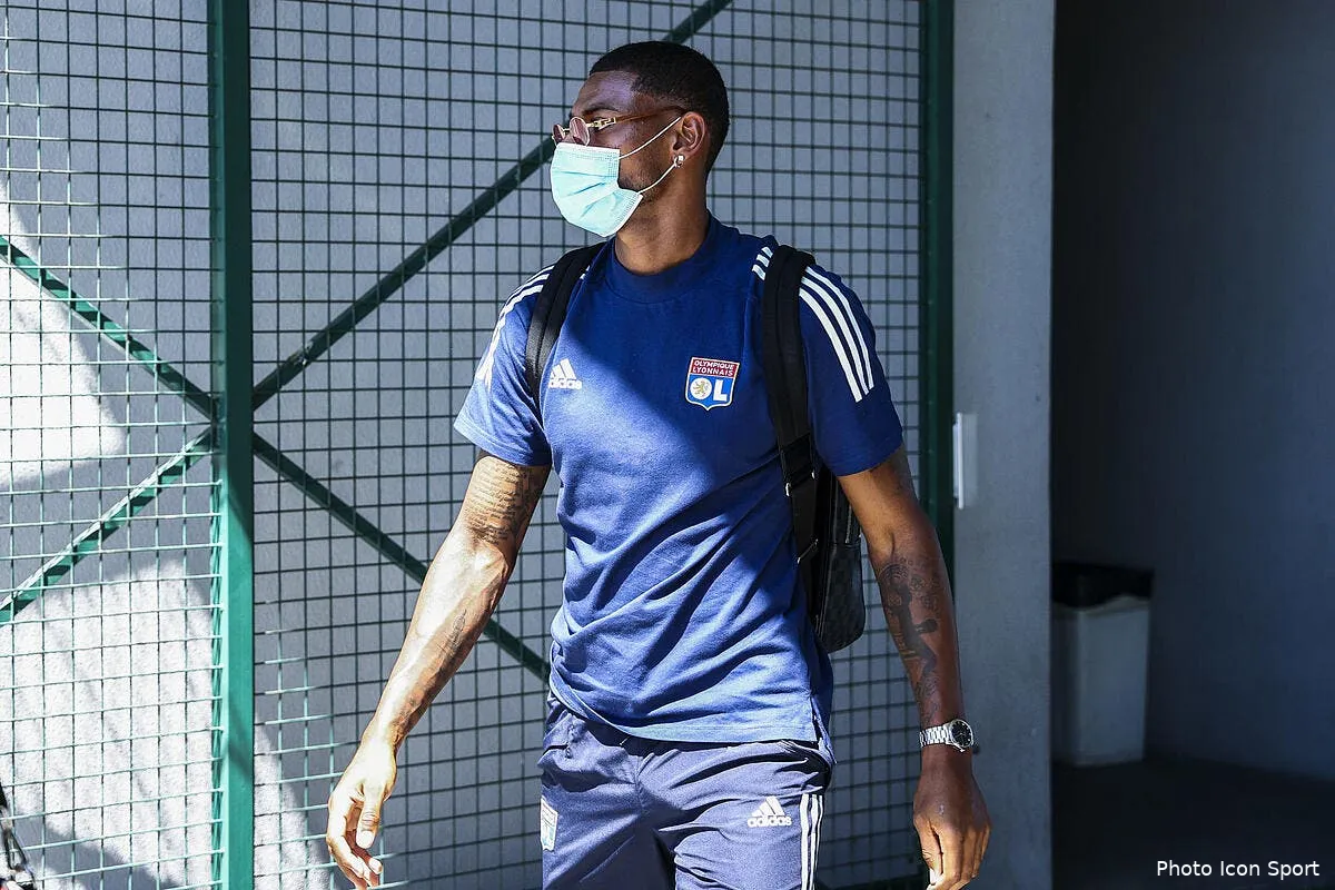 officiel le bouquet final reine adelaide file a nice en pret icon 1228026962296075