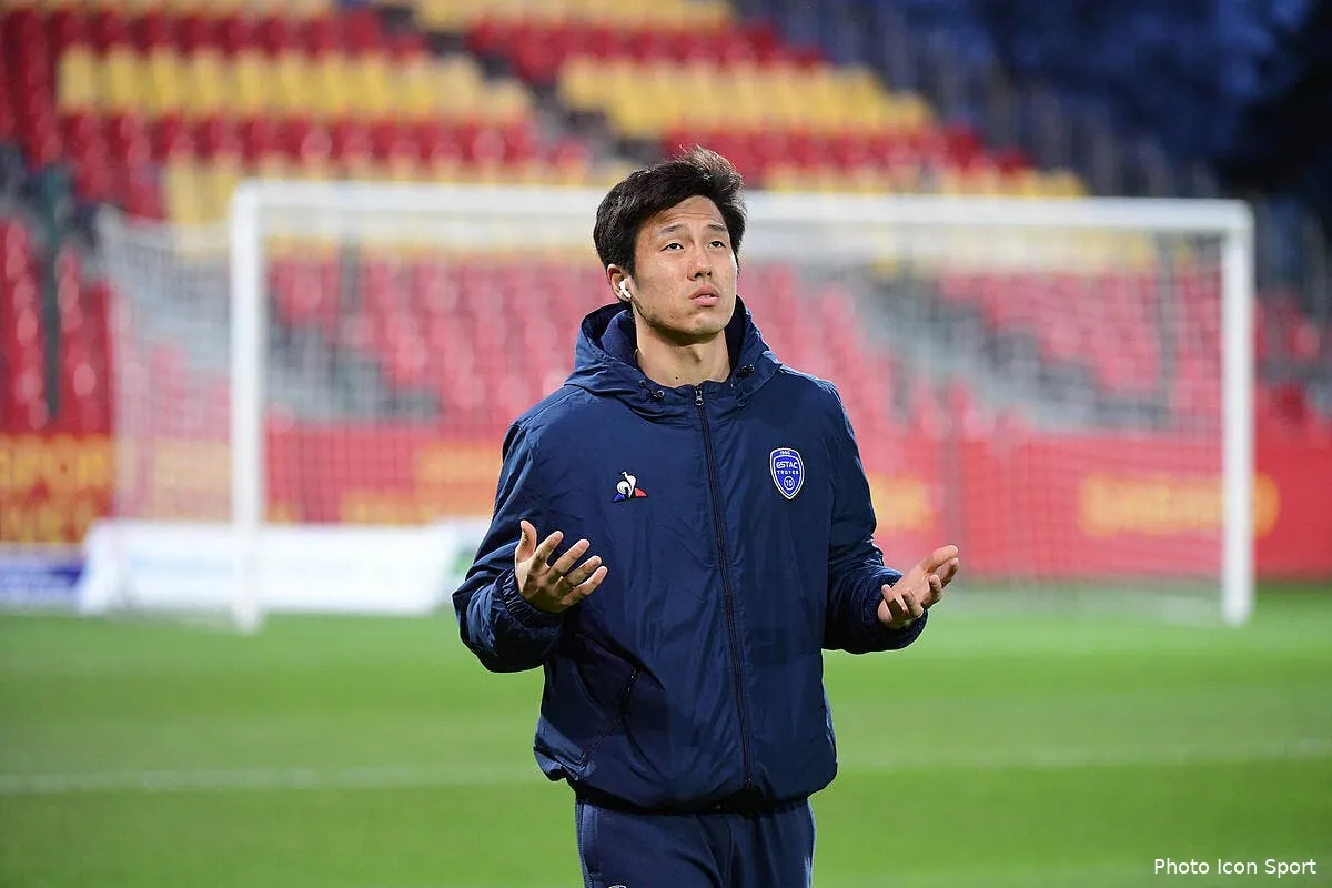 officiel le football francais touche par le coronavirus icon winter 28022020121358280777