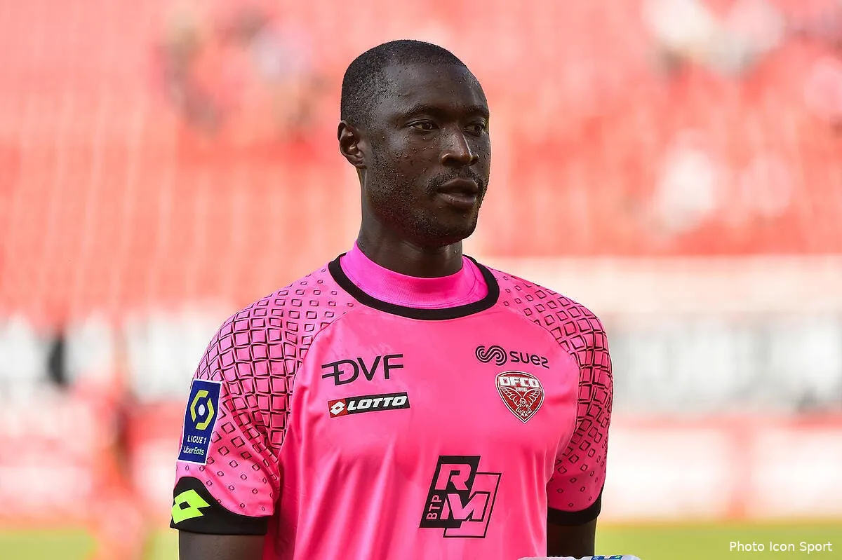 officiel le stade rennais recrute alfred gomis icon dsc 8198295429