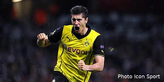 officiel lewandowski au bayern munich pour 5 ans 88833 large73381