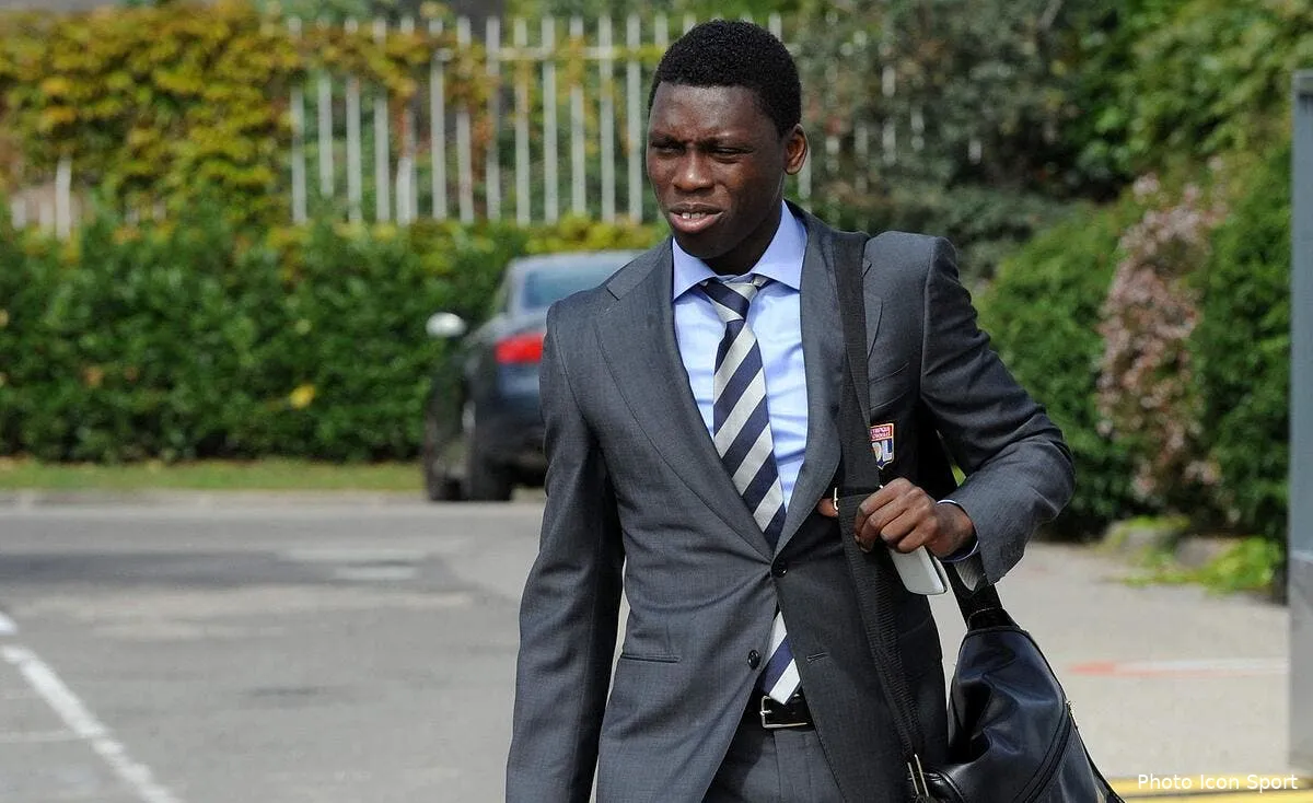 officiel lorient engage gassama iconsport jpt 270910 02 4730349