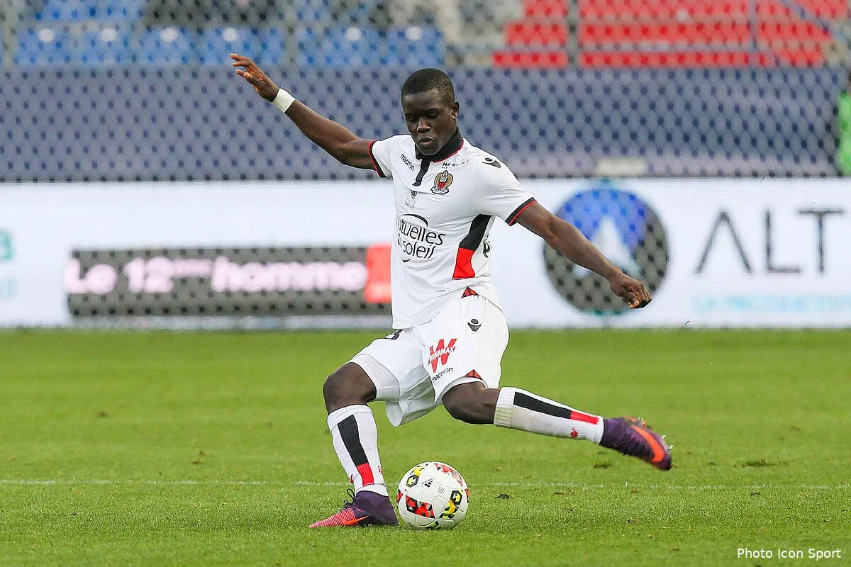officiel malang sarr signe son premier contrat pro a nice iconsport vim 061116 93 24160404