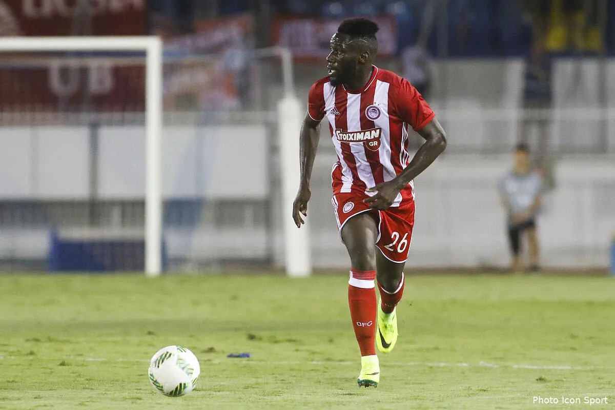 officiel masuaku signe a west ham pour jouer avec payet iconsport acd 230716 93 00151154