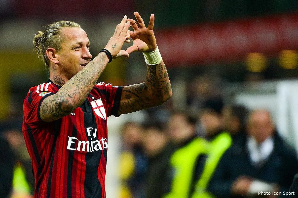 officiel mexes au milan ac jusqu en 2016 iconsport liv 080315 09 27115491