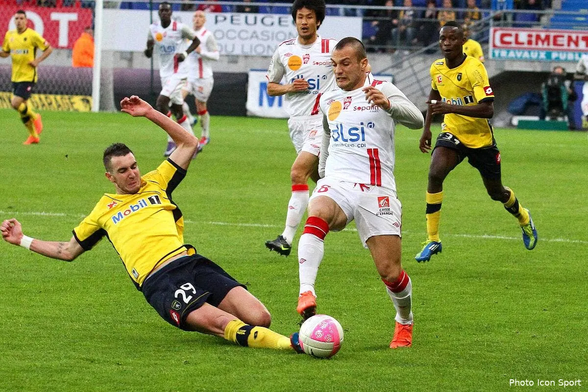 officiel mollo signe a nancy iconsport con 070512 05 1136502