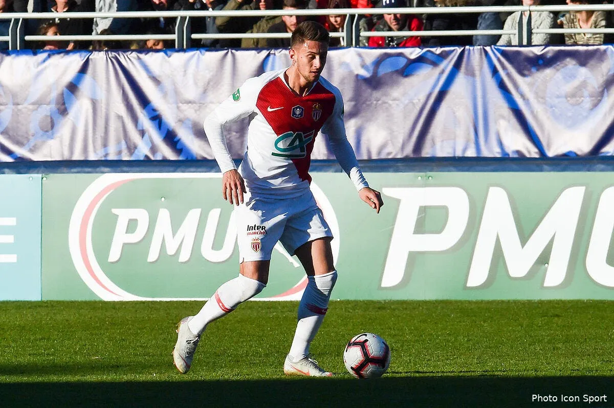 officiel monaco lache barreca a newcastle icon adim 060119 30 01243609