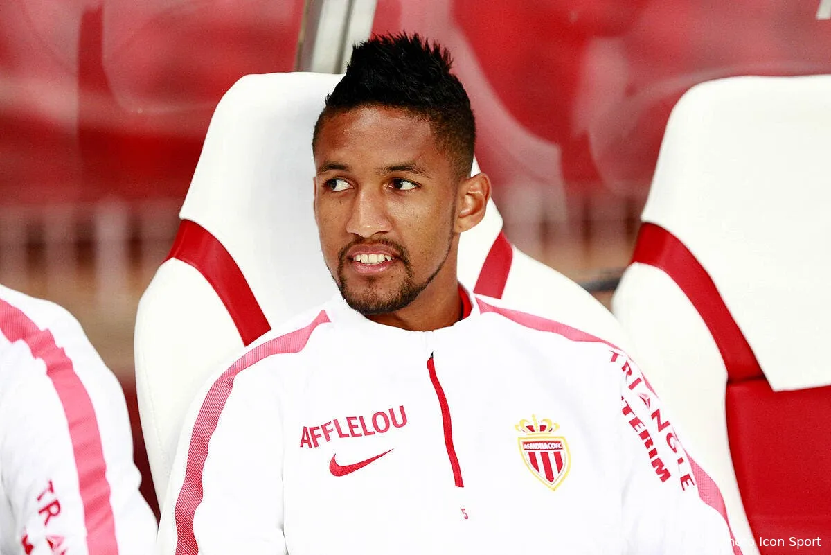 officiel monaco se fait a nouveau preter wallace iconsport hao 160515 08 01115129