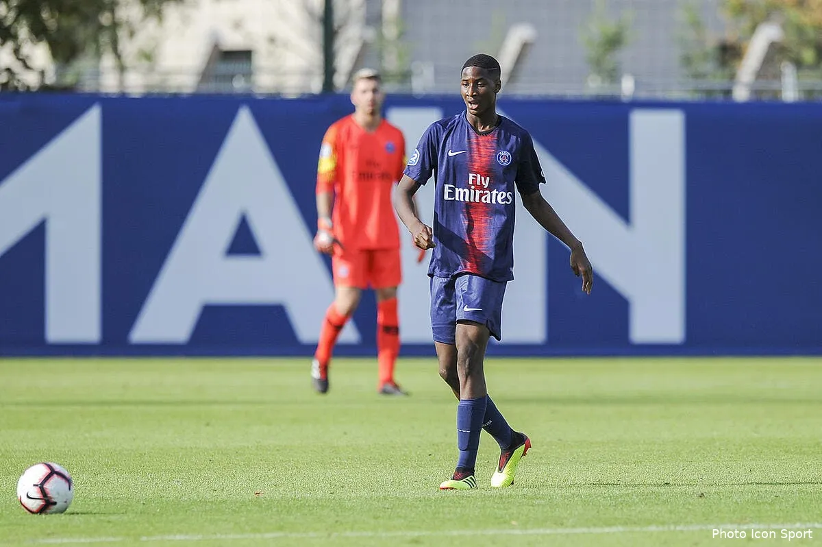 officiel moussa sissako quitte le psg pour la belgique icon alc 110818 44 05276765