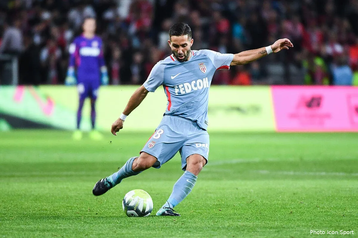 officiel moutinho lache monaco pour wolverhampton iconsport icon dib 220917 100 85225713