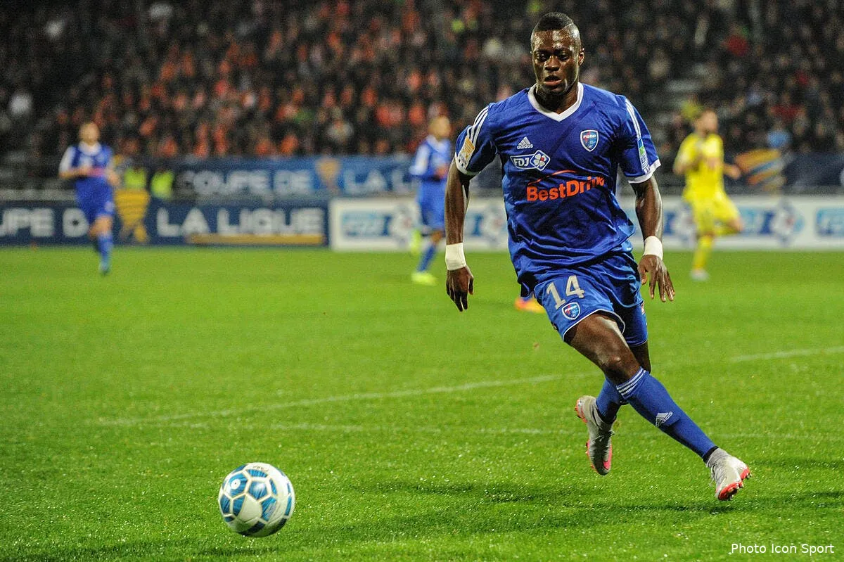 officiel pape sane signe a caen mais reste a bourg en bresse iconsport jpt 281015 10 76132311