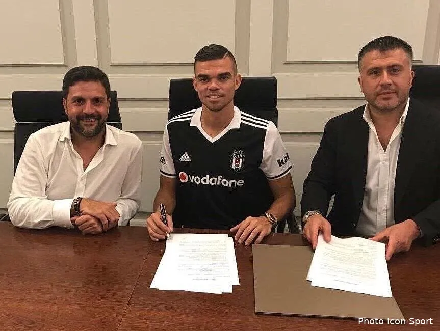 officiel pepe signe au besiktas et lache le psg dd6uwiuwaaah3bf185353