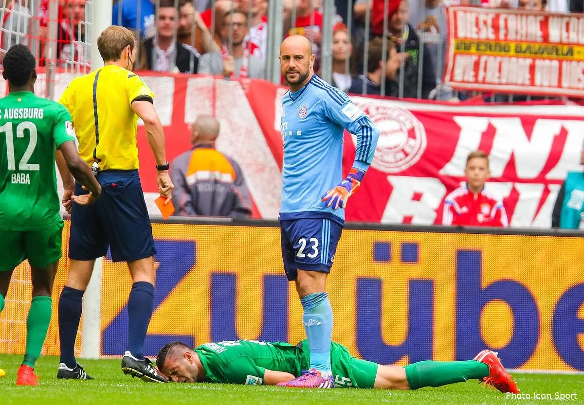 officiel reina fait son retour a naples iconsport apr 090513 78 14114393