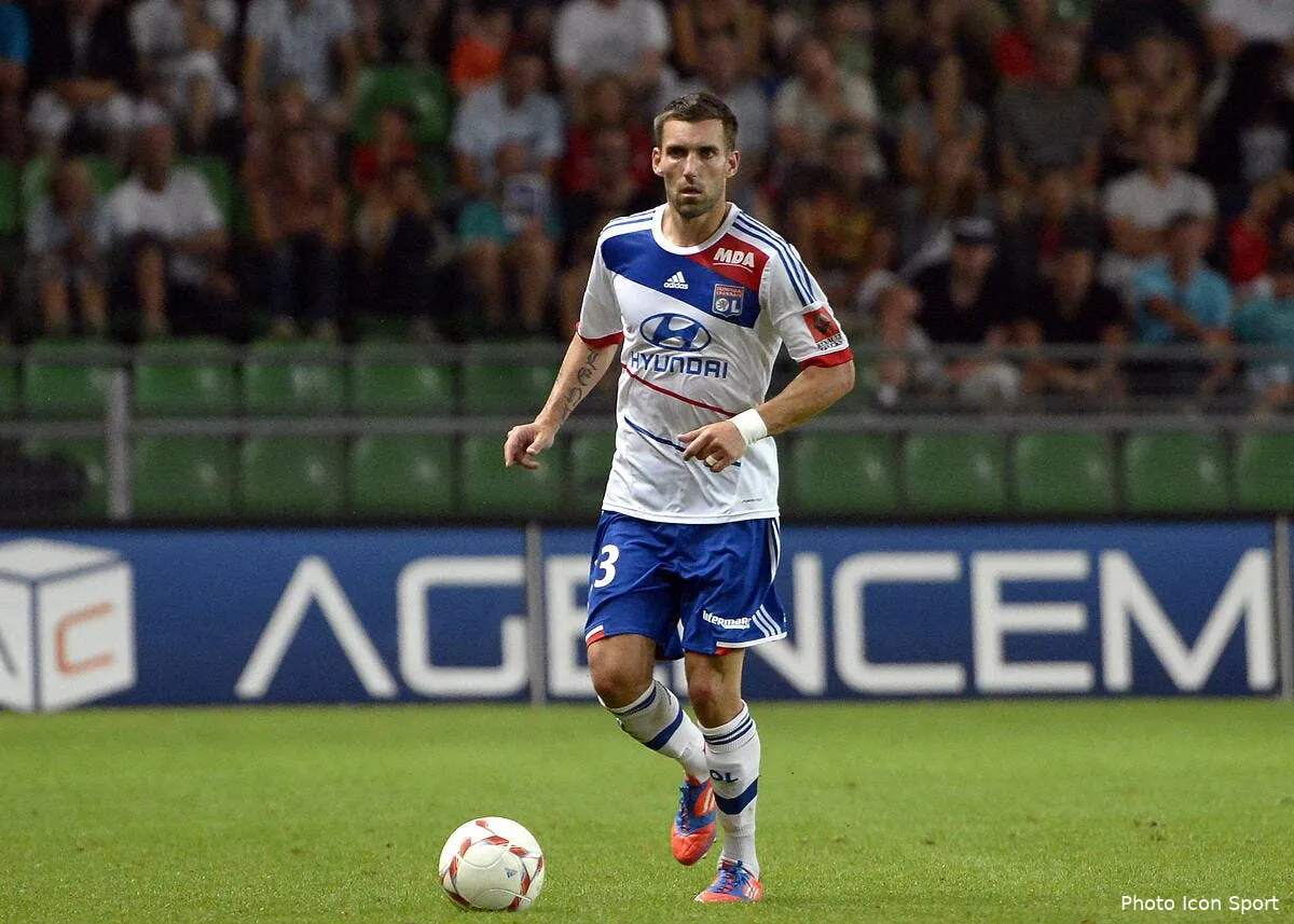 officiel reveillere arrete sa carriere iconsport por 110812 41 100125207