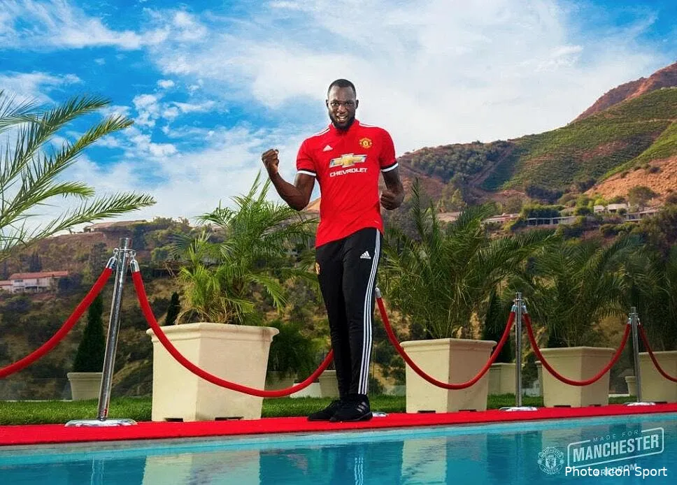 officiel romelu lukaku a signe a manchester united lukaku185955