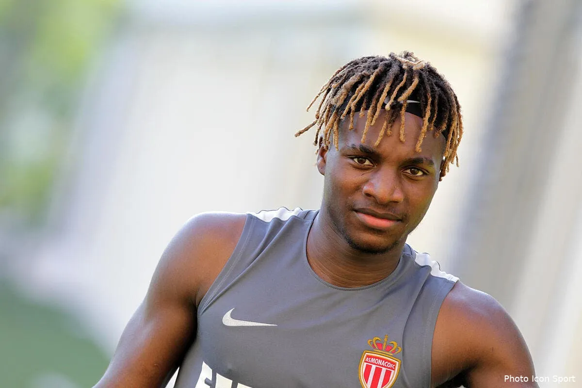 officiel saint maximim rejoint bastia en pret iconsport anp 250616 01 03150216