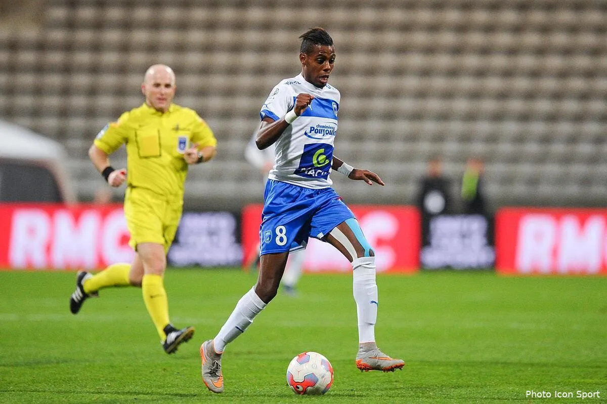 officiel selemani debarque a lorient selemani146998