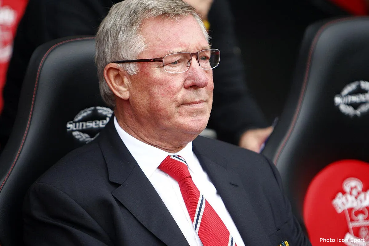 officiel sir alex ferguson arrete sa carriere a manchester united iconsport plu 020912 05 0756549
