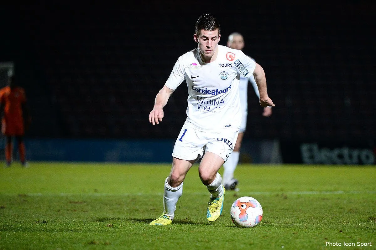 officiel un espoir de l2 s engage a angers iconsport nlg 120216 17 90147076