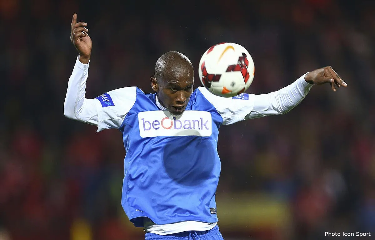 officiel un international sud africain debarque a troyes iconsport bel 160314 68 71119553