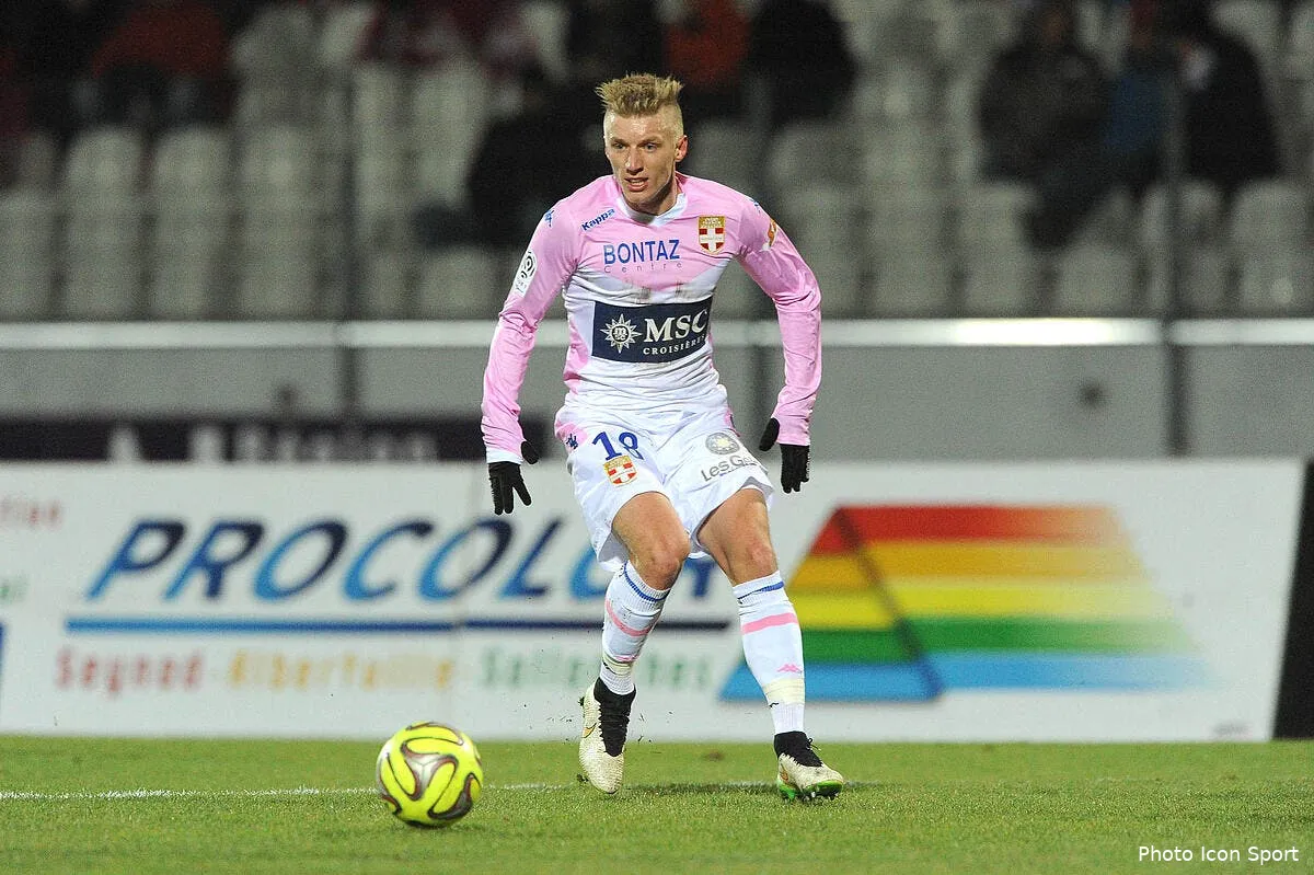 officiel wass signe cinq ans au celta vigo iconsport jpt 070215 06 58114293