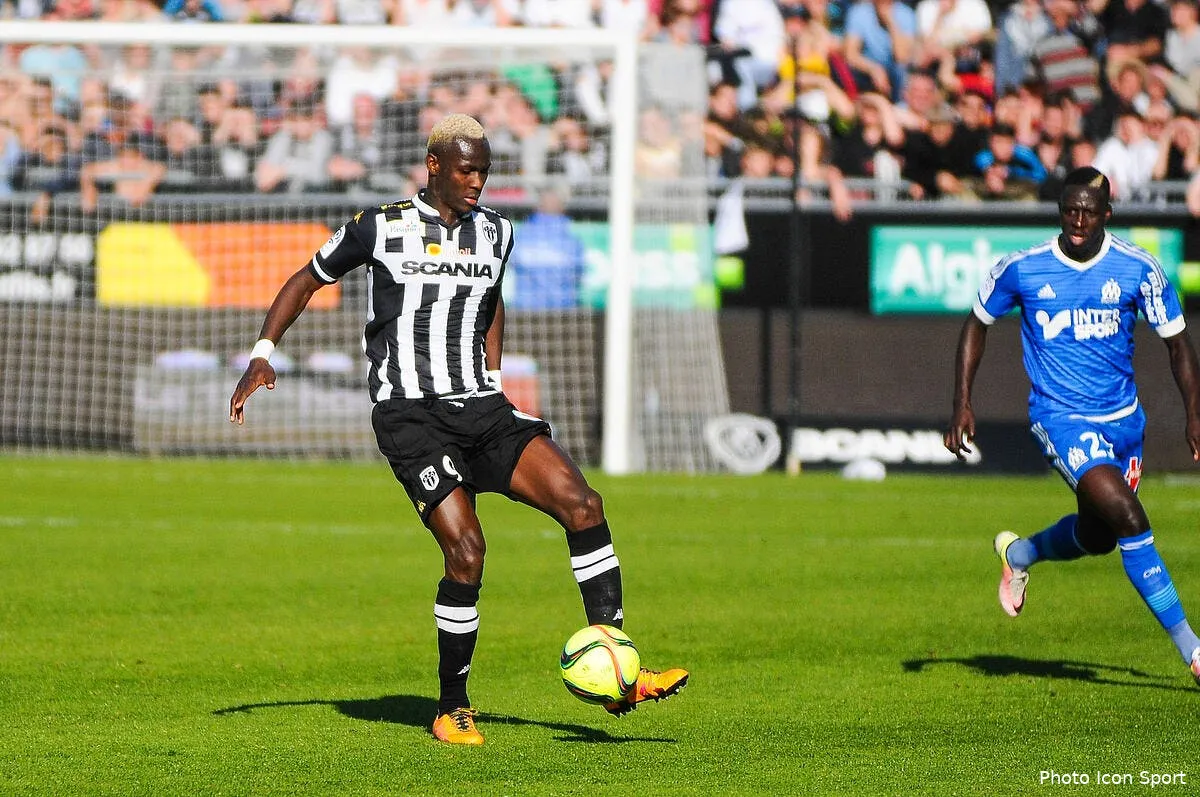 officiel yattara prete a auxerre iconsport leb 010516 88 01168282