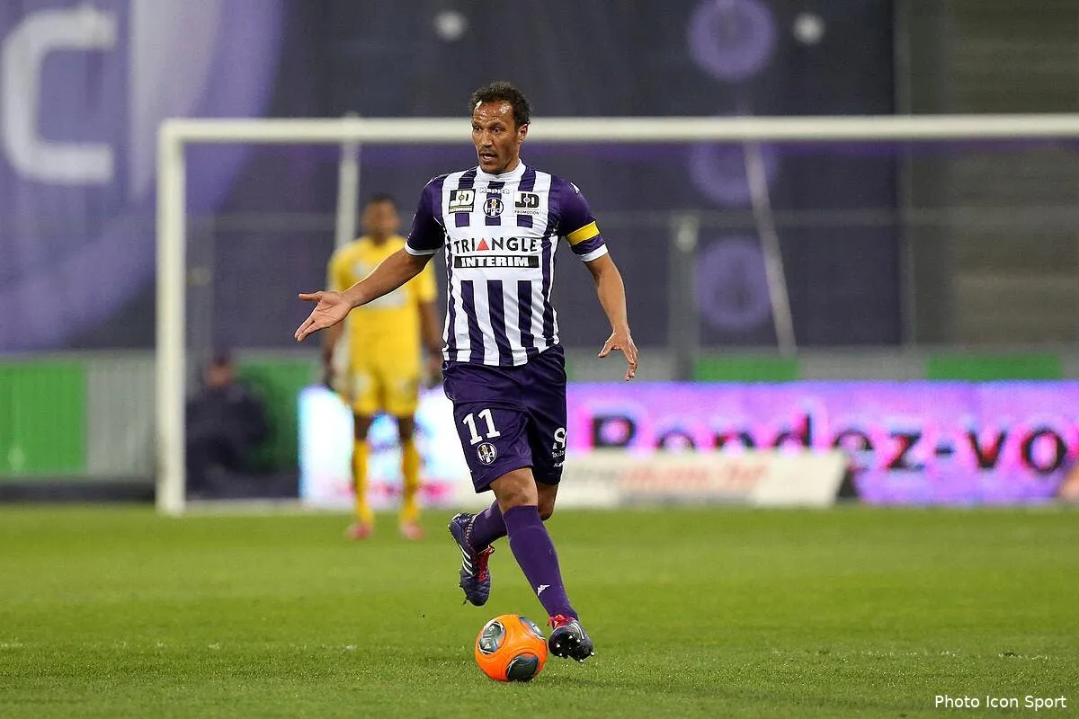 officiel zebina signe en l2 iconsport blo 080314 04 3393813