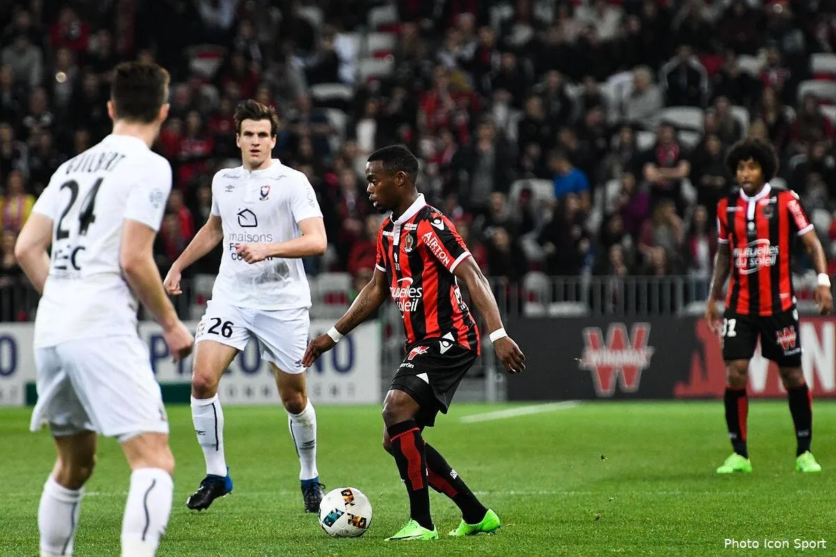 ogcn cyprien envoie un beau message malgre son gros pepin iconsport zua 100317 08 24173496