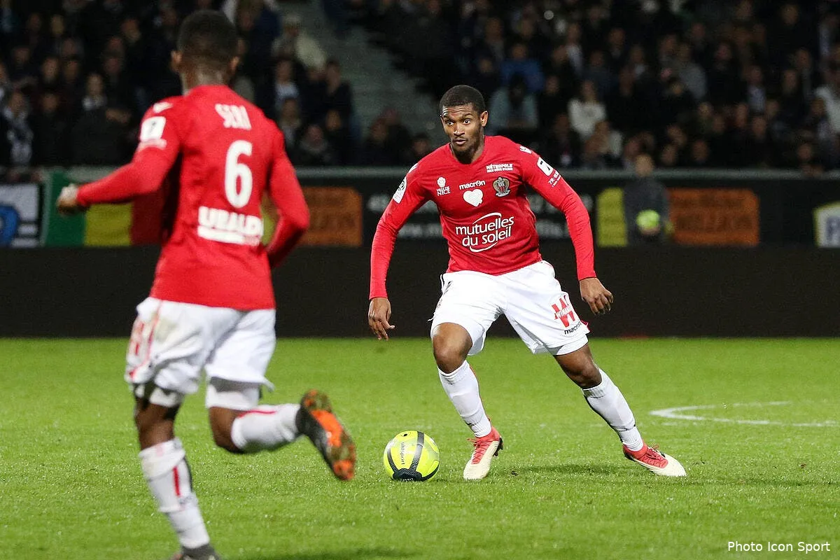 ogcn nice peut pleurer rivere annonce un transfert a 20 me iconsport icon lem 130418 05 60220343