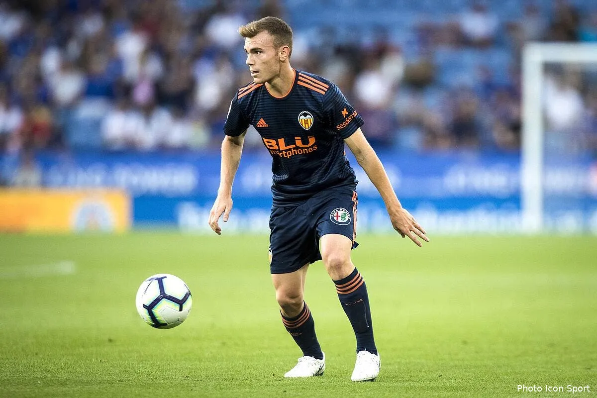 ogcn un lateral gauche de liga cible par vieira au mercato icon plu 010818 01 03257417