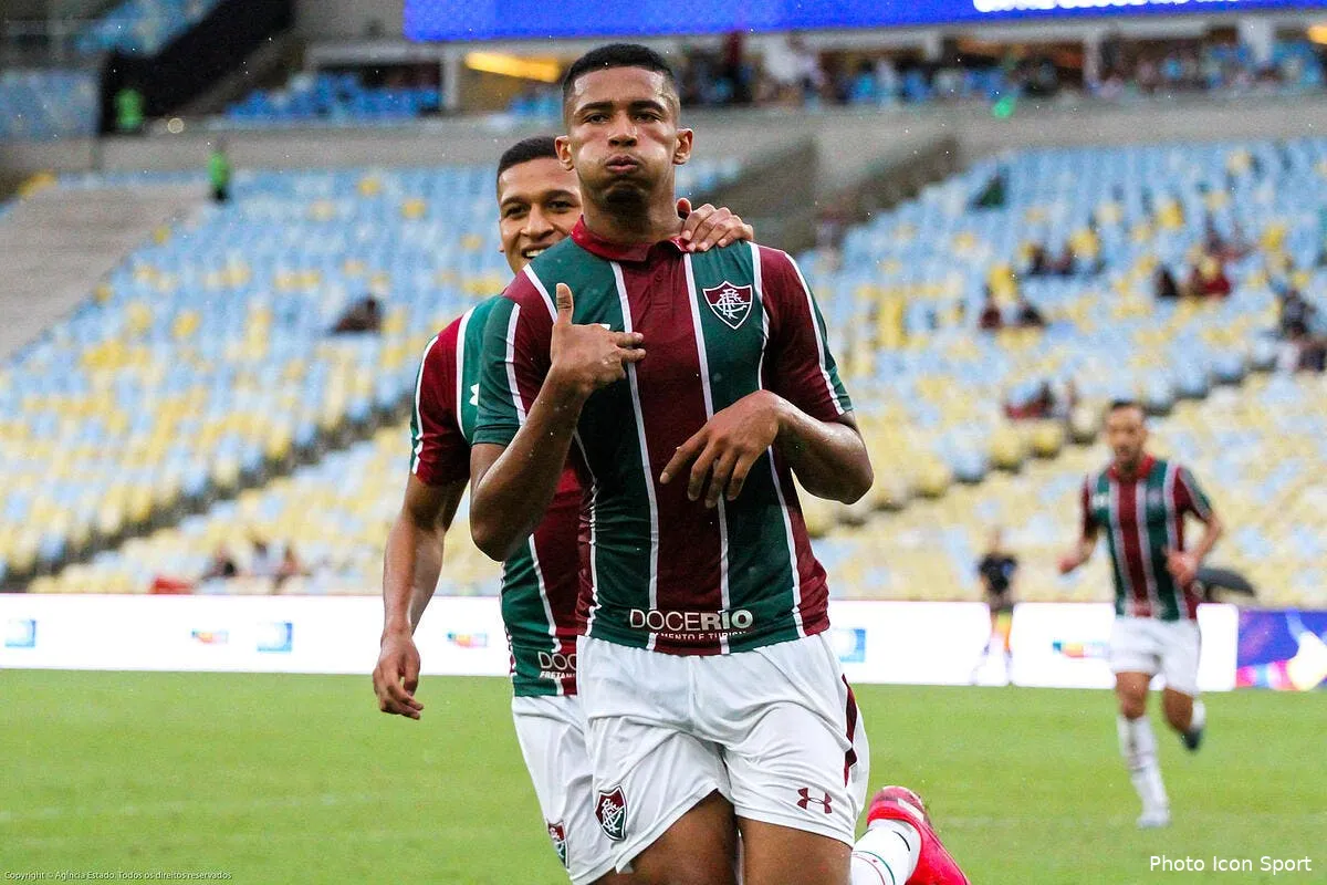 ol 13 me pour marcos paulo lyon pret a surencherir icon pho20200301018289239