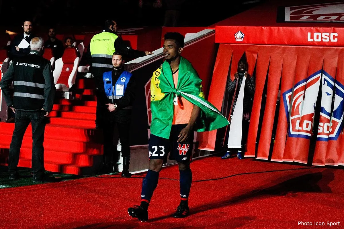 ol 25 me pour thiago mendes abuse ou pas icon fid 180519 10 13257573