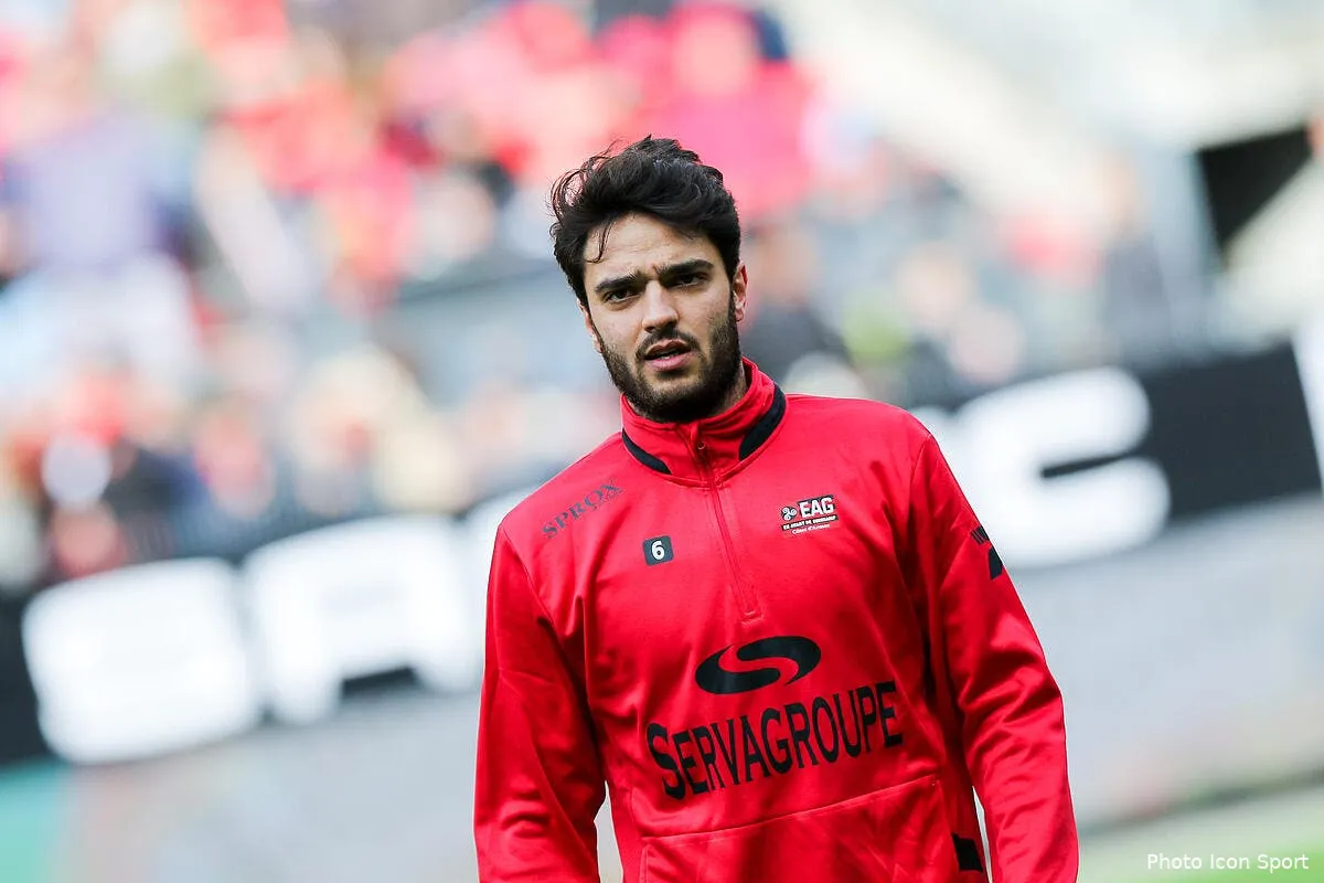 ol 320 000 euros par mois sans jouer grenier n a rien vole iconsport icon lem 040218 45 84209513