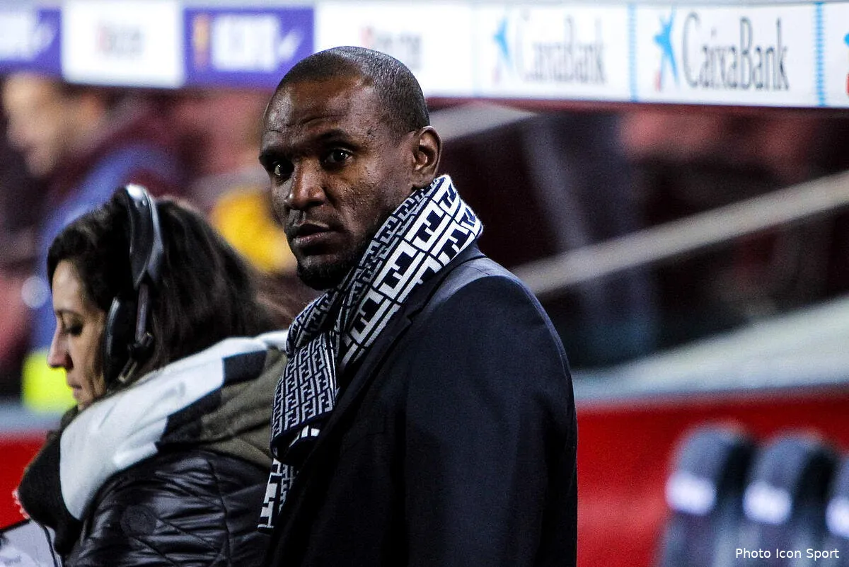 ol abidal annonce avoir refuse un poste a lyon iconsport icon plu 280118 91 24215691