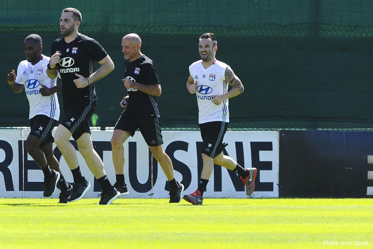 ol accord proche pour le transfert de valbuena en turquie iconsport jpt 240616 05 14148220