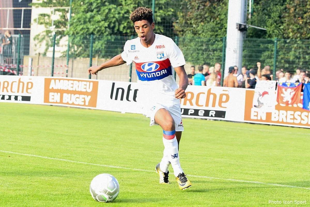 ol alerte rouge a l ol le barca debarque iconsport icon leb 080717 08 77210263