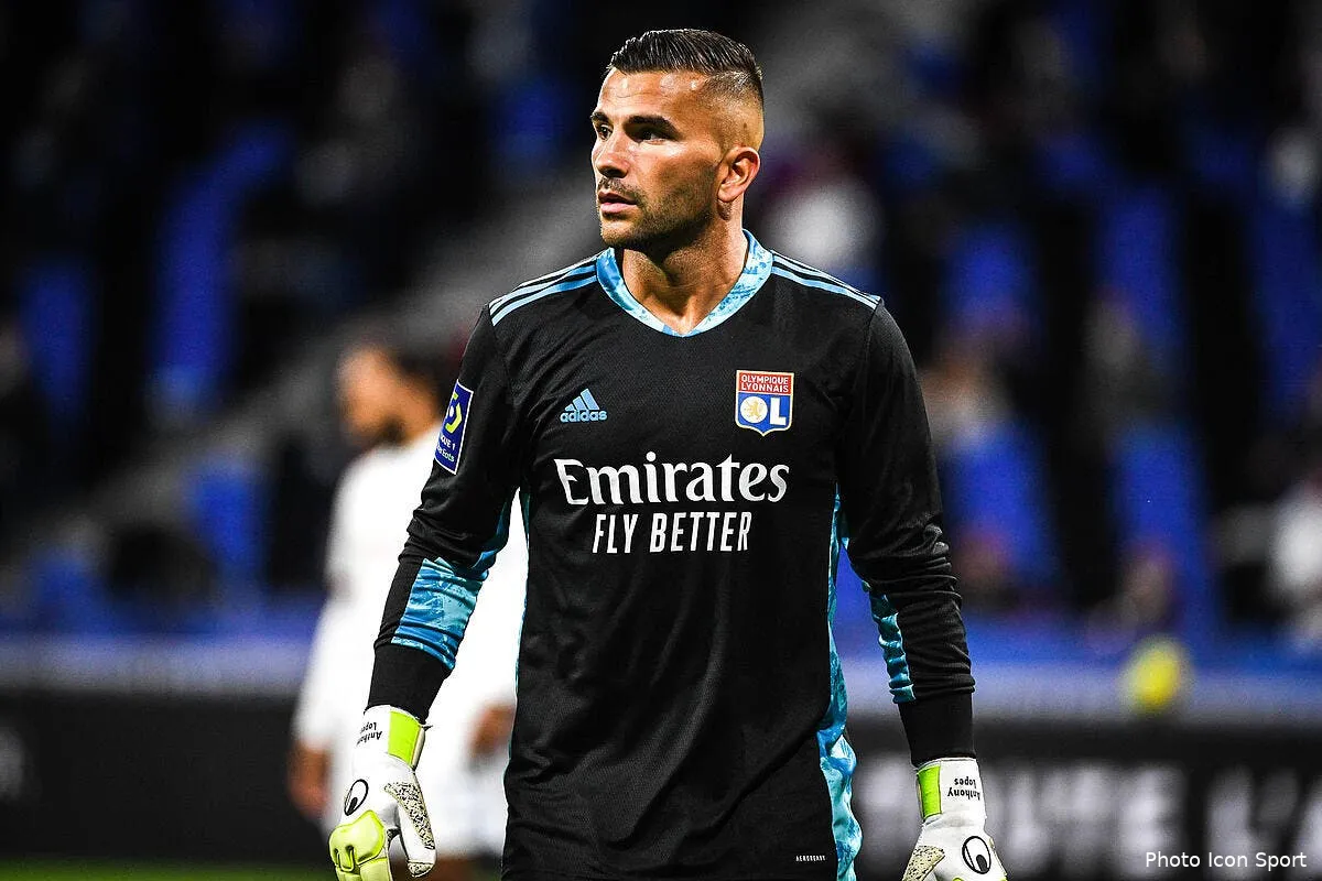 ol anthony lopes est petit et agressif mais pas mechant icon mm1 0690 300351