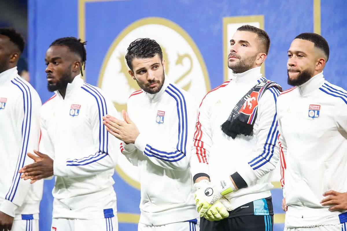 ol anthony lopes kamikaze et protege la revolte gronde icon 25i3667 copie 299949